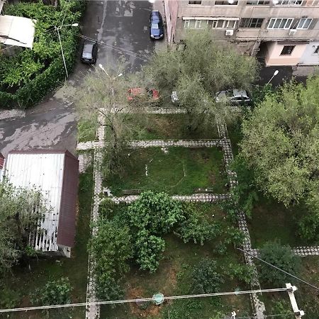 33 Martiros Saryan Street Apartment Ереван Екстериор снимка