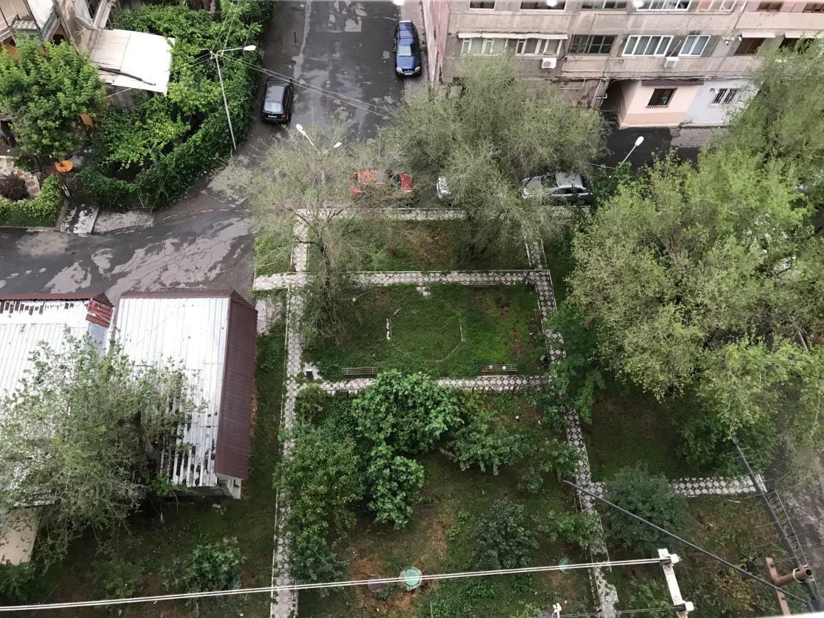 33 Martiros Saryan Street Apartment Ереван Екстериор снимка