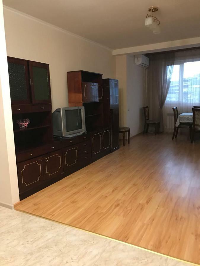 33 Martiros Saryan Street Apartment Ереван Екстериор снимка