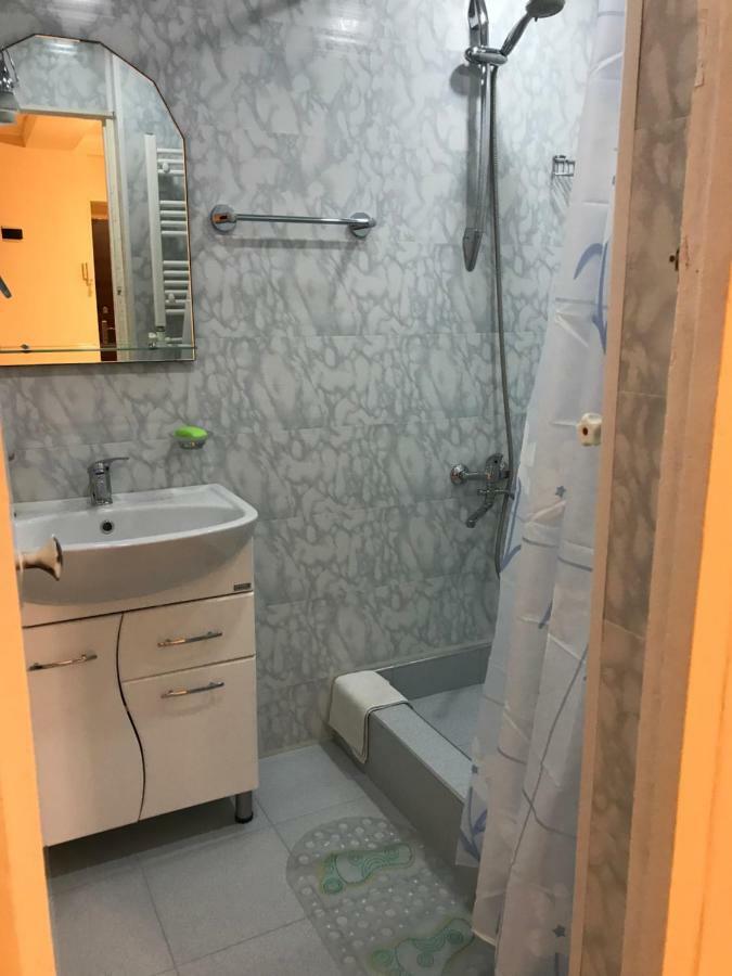 33 Martiros Saryan Street Apartment Ереван Екстериор снимка